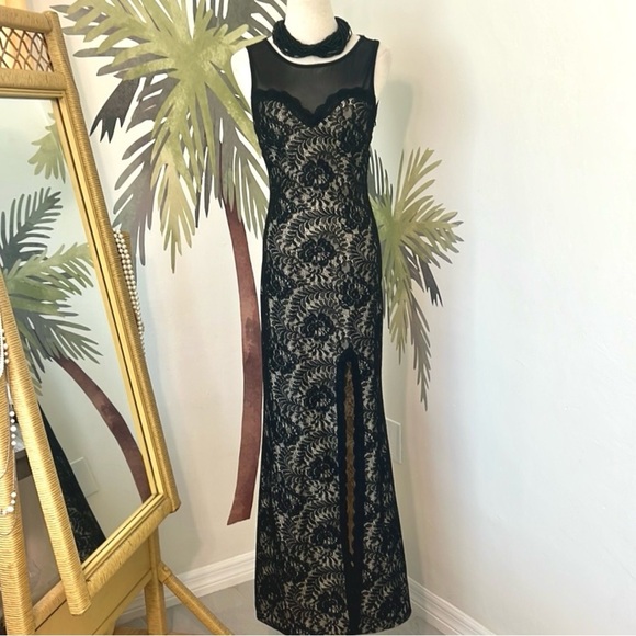 🖤Miusol,STUNNING Vintage Floral Lace, Sheer Open Back. Perfect Condition,Size S - Picture 8 of 13